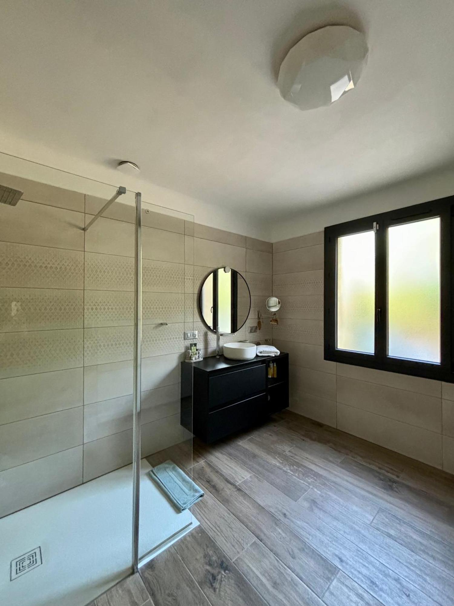 Maison Terre De Lune Mondragon Luaran gambar