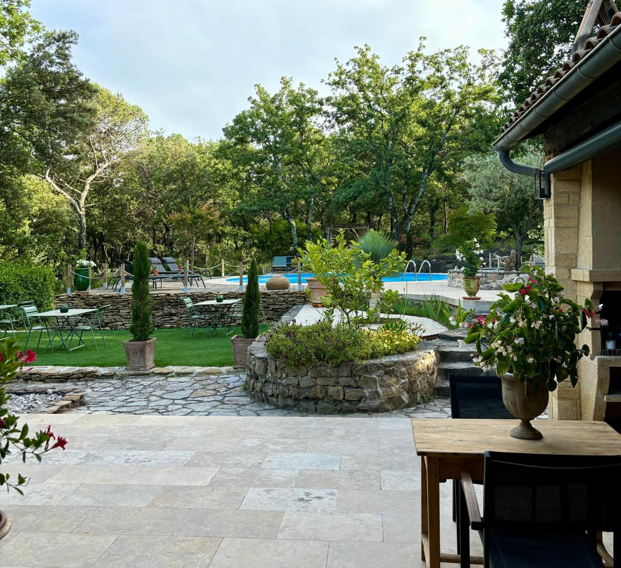 Maison Terre De Lune Mondragon Luaran gambar